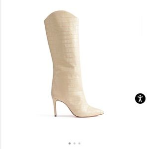 Maryana Schutz boots